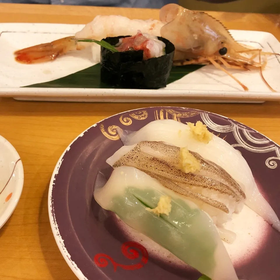 息子とランチ🍣|しろくまさん