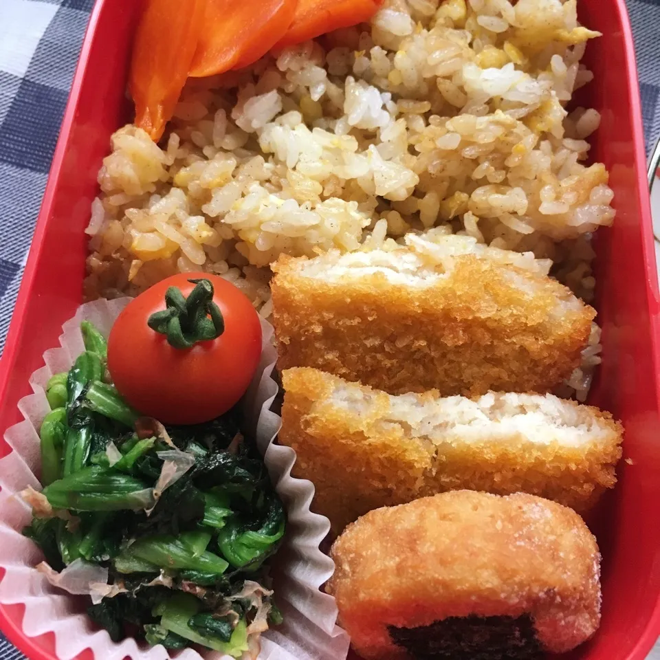 炒飯弁当とほうれん草海苔和え|しろくまさん