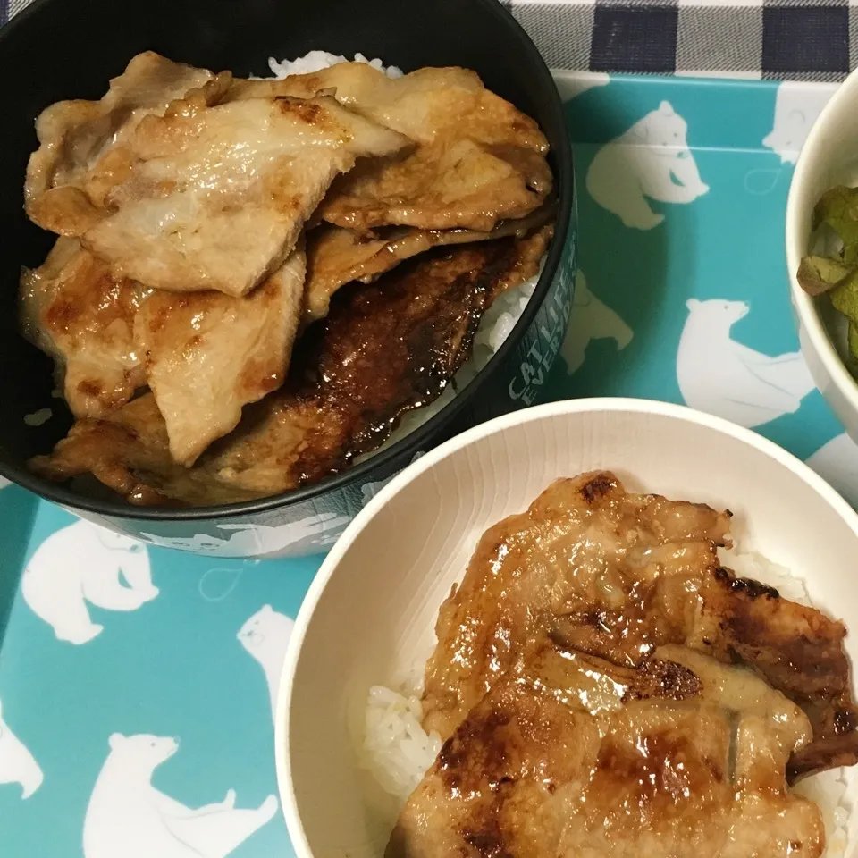 Snapdishの料理写真:豚丼(ᵔᴥᵔ)|しろくまさん