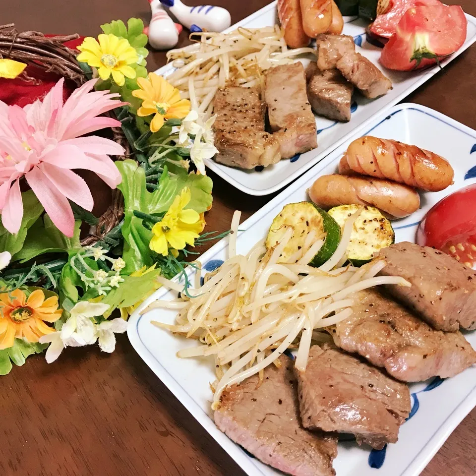 お肉食べよっ‼︎|ビーグルさん