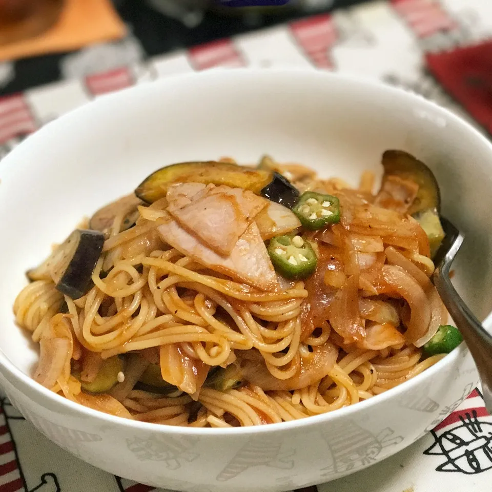 Snapdishの料理写真:ナポリタンスパ🍝茄子とオクラも仲間入り♡|ビーグルさん