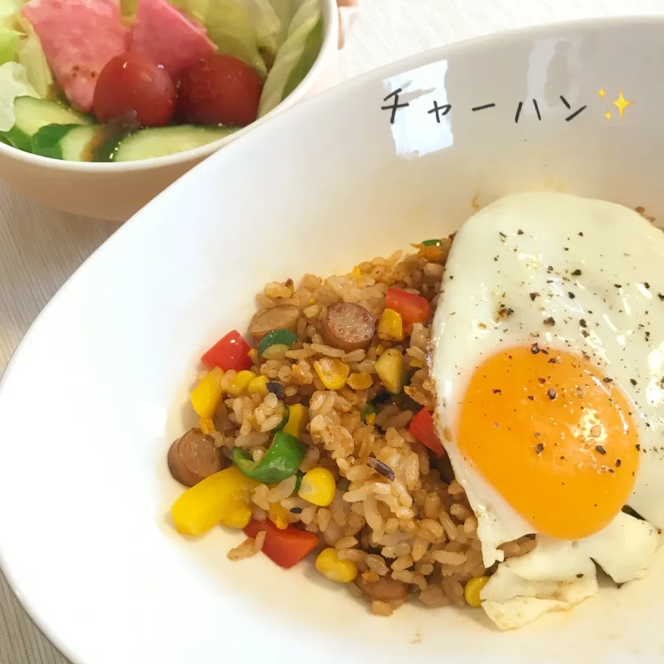 ちたこさんの、コーンとウインナーのスパイシー炒飯☆|やにゃさん