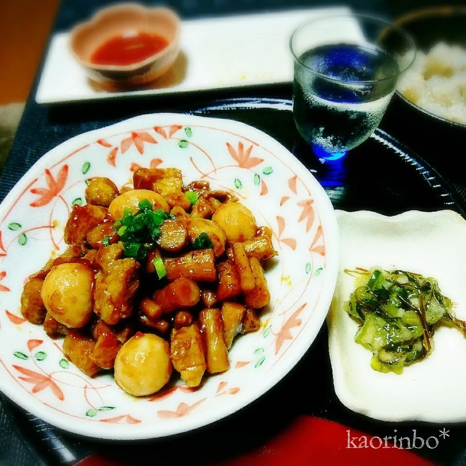 Snapdishの料理写真:しゃなママさんの♪ごぼうとうずら卵の角煮風で晩酌|Kaorinboさん