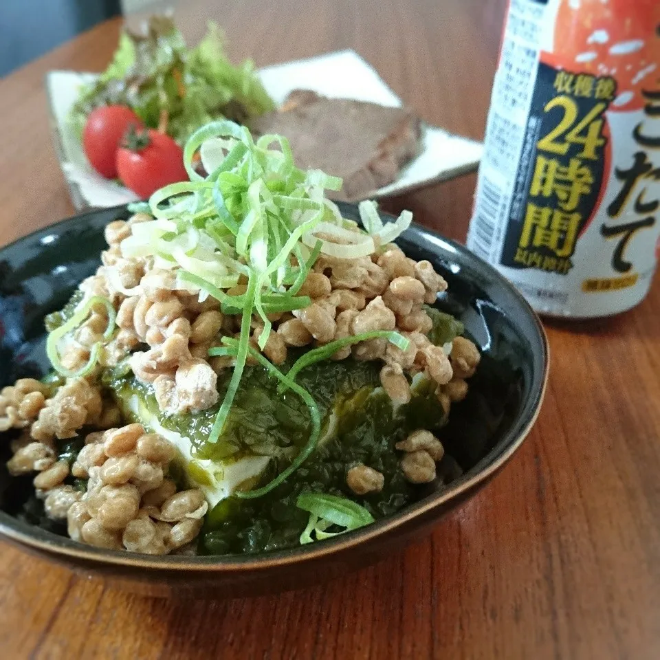 Snapdishの料理写真:納豆めかぶ豆腐|まりおさん