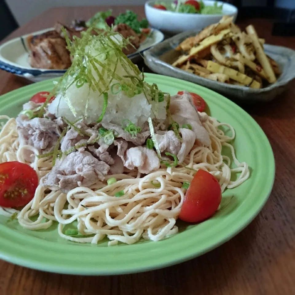 ソイドルオンザ豚しゃぶおろし|まりおさん