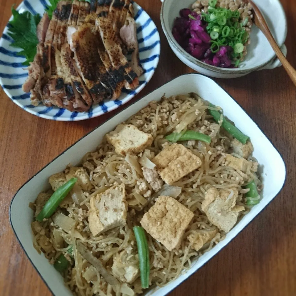 冷凍厚揚げと糸こんのそぼろ煮|まりおさん