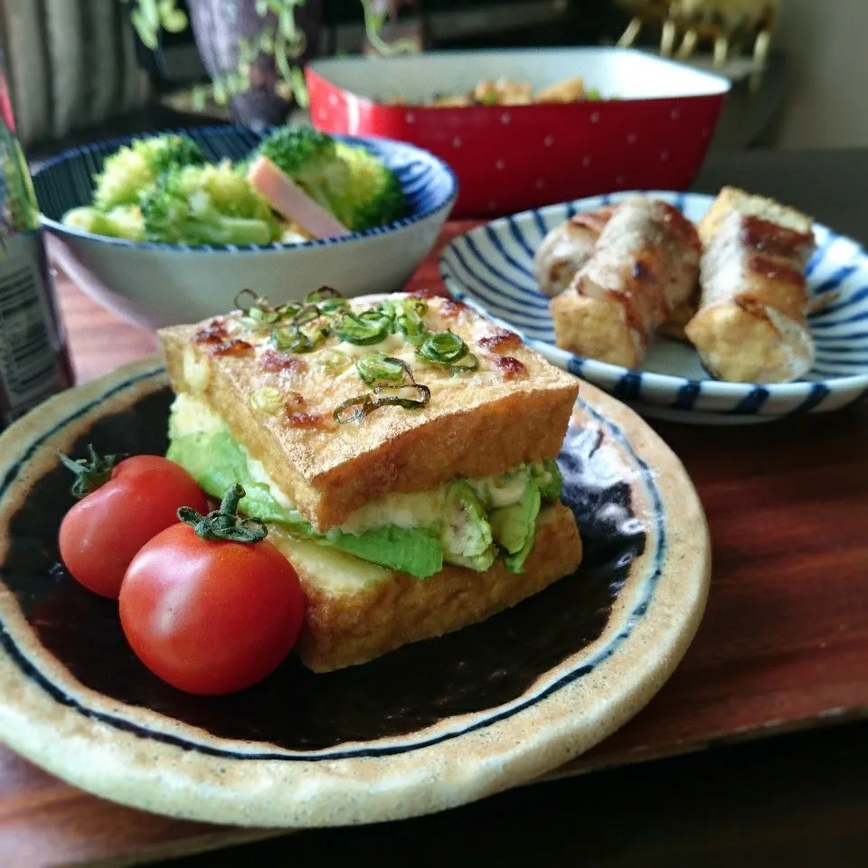 チーズアボカド厚揚げサンド|まりおさん