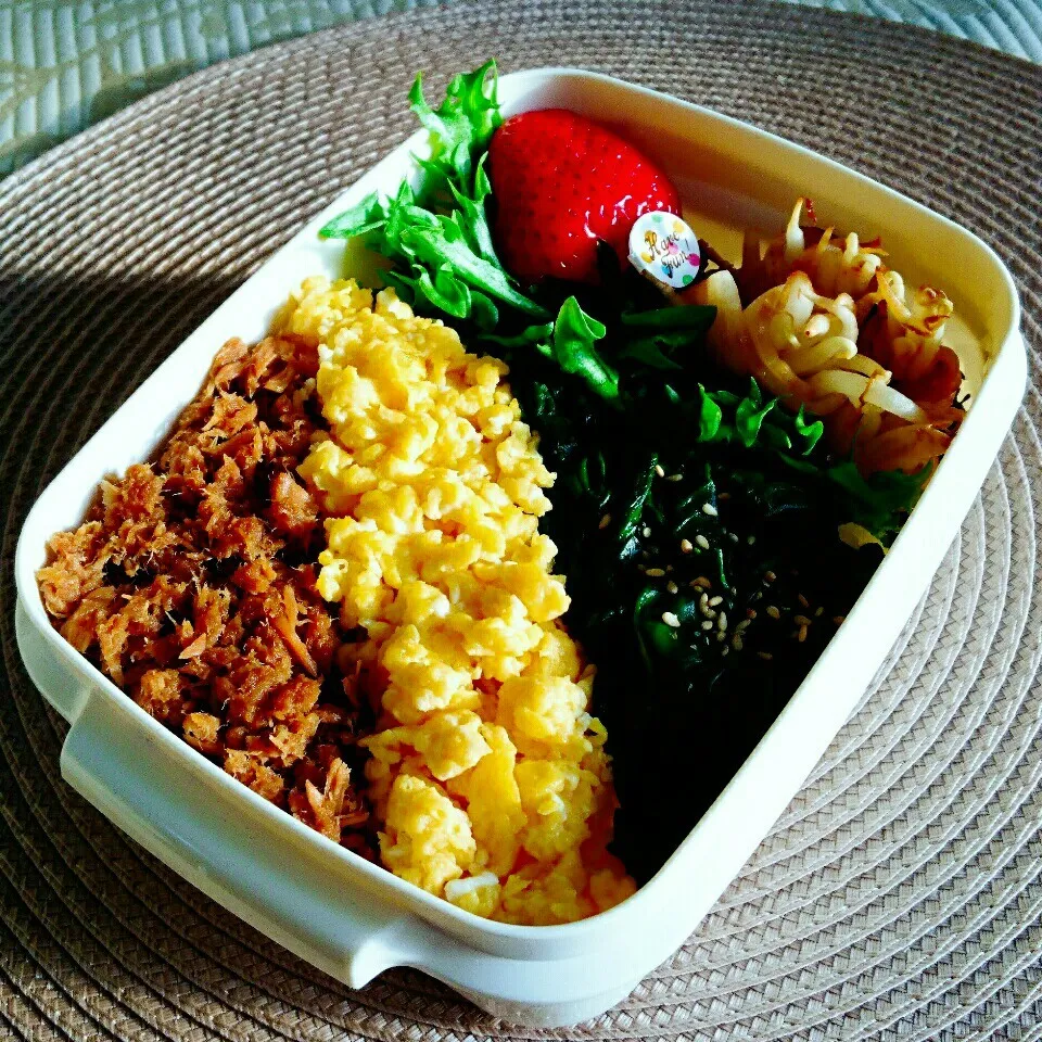 Snapdishの料理写真:3月2日 息子弁当|bobbinさん