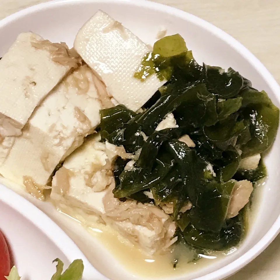 まねっこ★豆腐とわかめのツナ煮|このみんさん