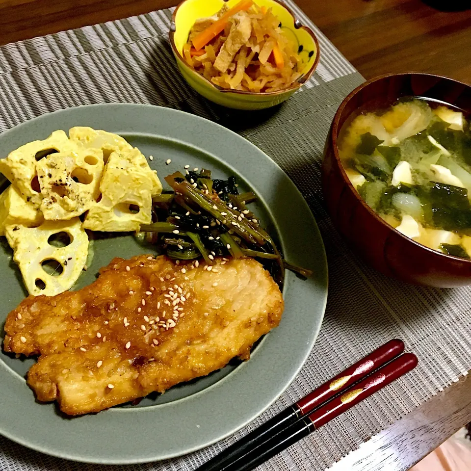 カジキの甘辛胡麻焼き、蓮根のカレーマヨサラダ、切り干し大根|たまさん