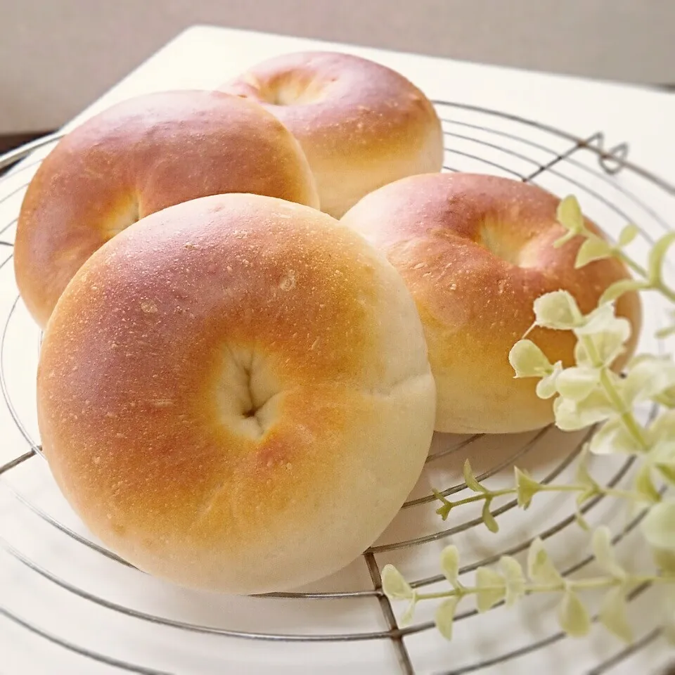 ペコさんのふんわりソフトな🍩プレーンベーグル🍩|bobbinさん