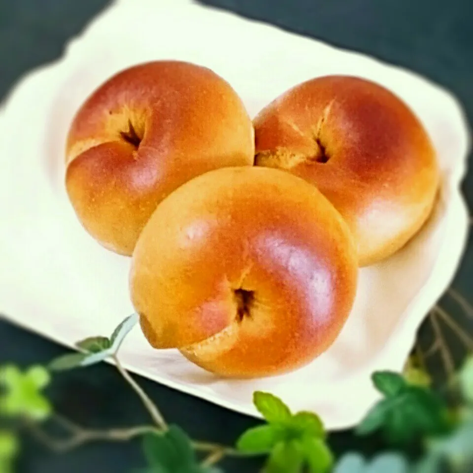 ペコさんの🍩コーヒー風味のメープルチップ入りベーグル🍩|bobbinさん