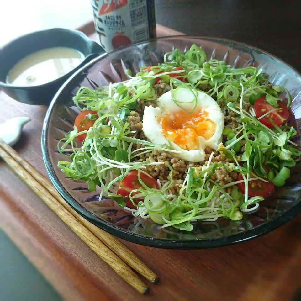 冷やしドライカレー坦々素麺風|まりおさん