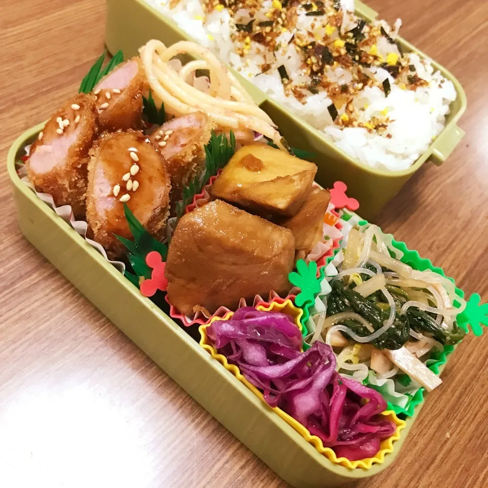 Snapdishの料理写真:中3男子弁当♡カジキマグロ煮付け|utaさん