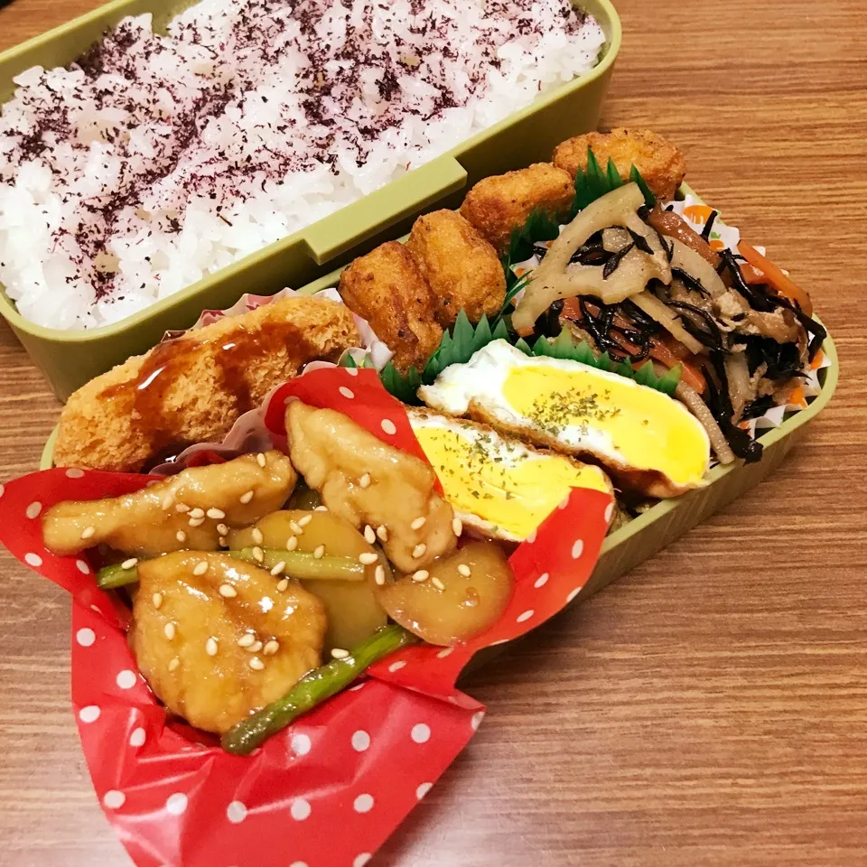 Snapdishの料理写真:中3男子弁当♡ささみポテト中華照り焼き|utaさん