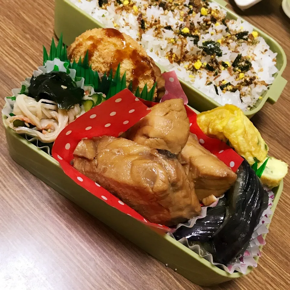 中3男子弁当♡カジキマグロ煮付け|utaさん