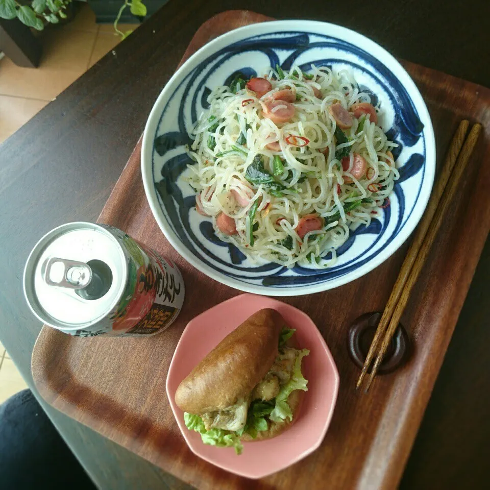 ピザチキンサンド＆ペペロン糸こん|まりおさん