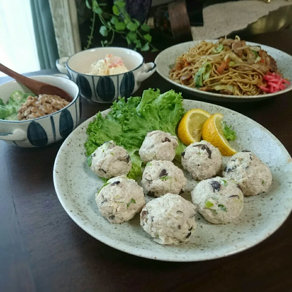 Snapdishの料理写真:豆腐入り肉団子レンチン ポン|まりおさん