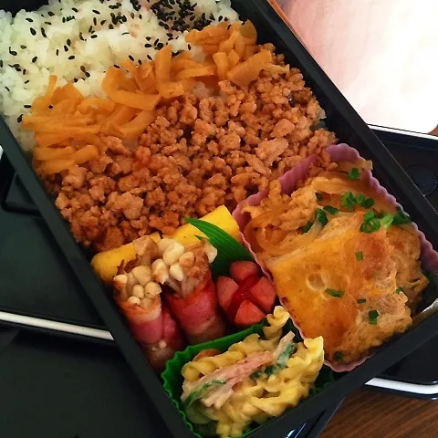 Snapdishの料理写真:男子中学生弁当♡|utaさん