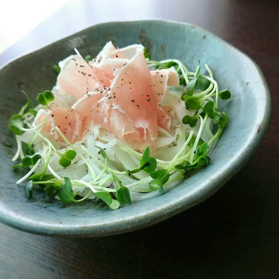 生ハムオンザ酢玉ねぎ|まりおさん