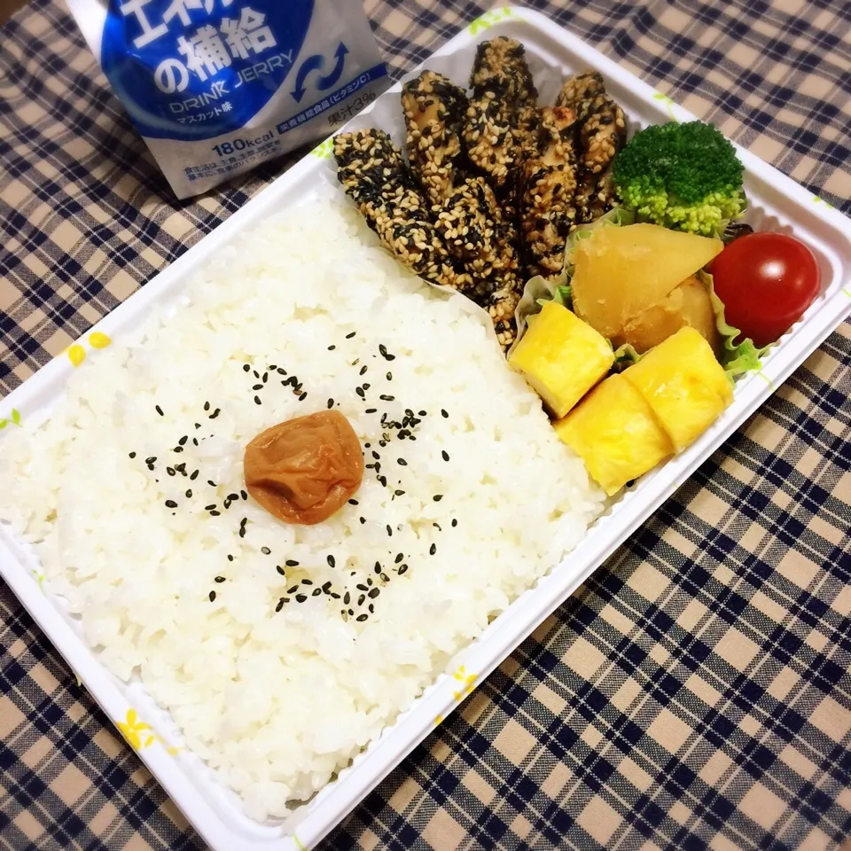 Snapdishの料理写真:中2男子 遠征弁当|あっつさん