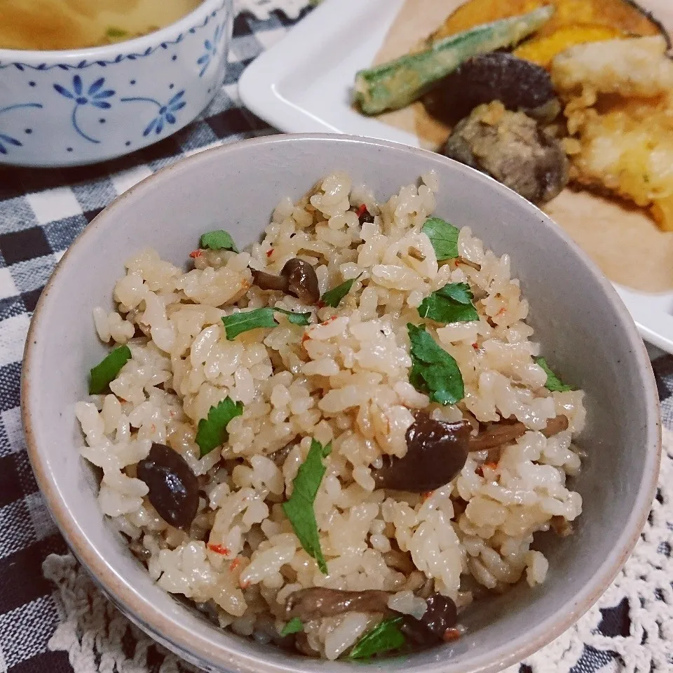 からたんの☆中華鶏ごぼうごはんdeお一人様ランチ|とまと🍅さん