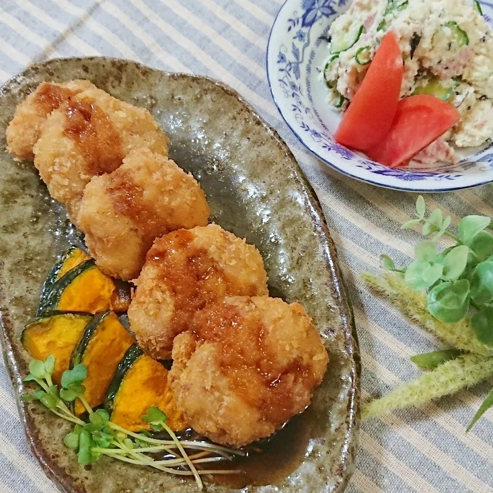 Snapdishの料理写真:豚バラ肉とお豆腐のサクふわっコロッケ😋|とまと🍅さん