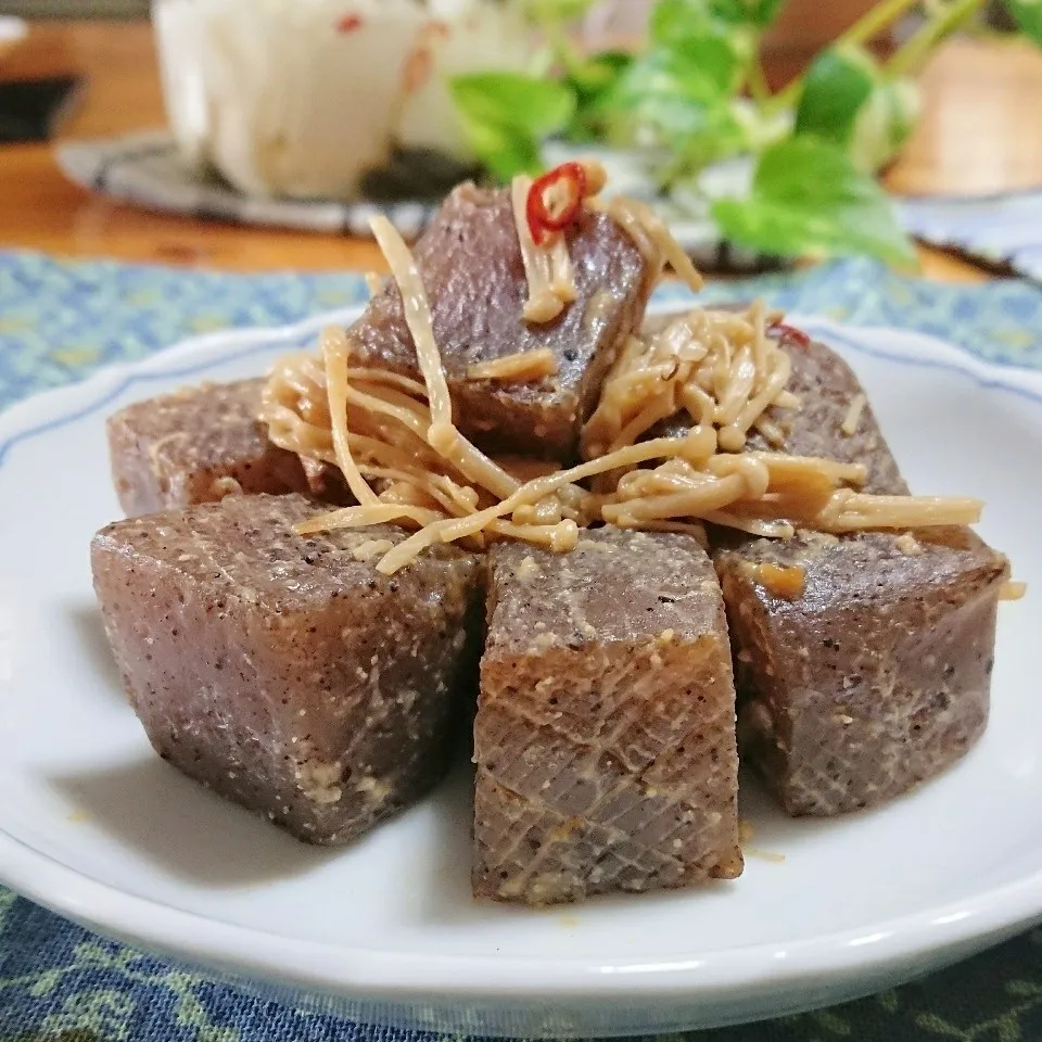 Snapdishの料理写真:ななちさんの☆蒟蒻とえのきの味噌バター炒め♪|とまと🍅さん