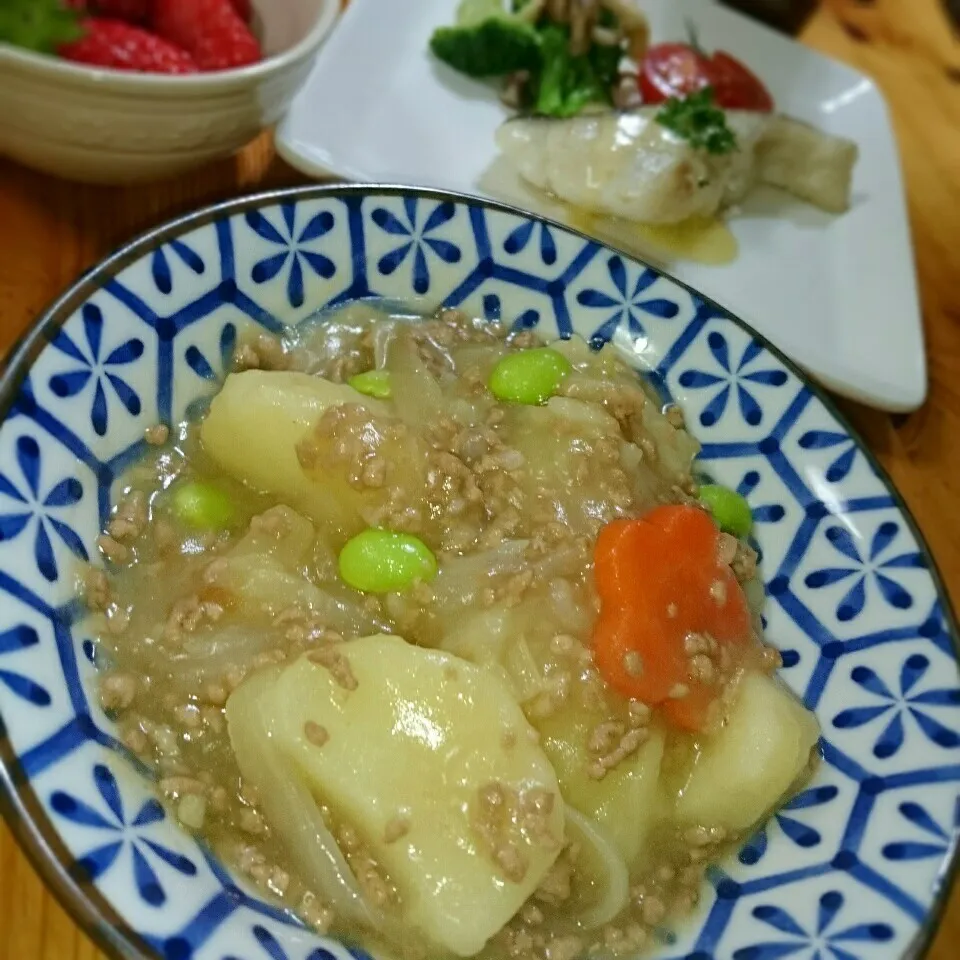 容子さんのじゃがいものそぼろ煮～～♪|とまと🍅さん