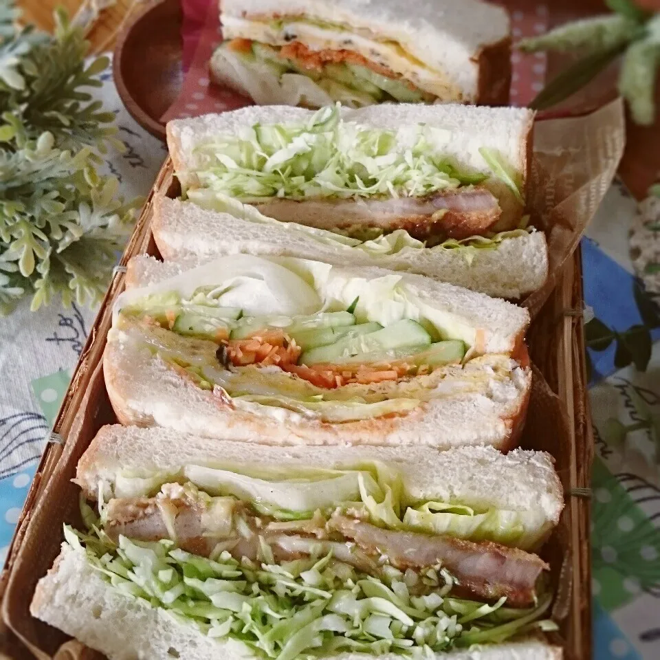 野菜たっぷりカツサンド&厚焼き玉子サンド～|とまと🍅さん