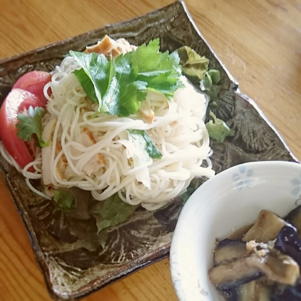 まねっこ♪タイ風サラダ素麺～|とまと🍅さん