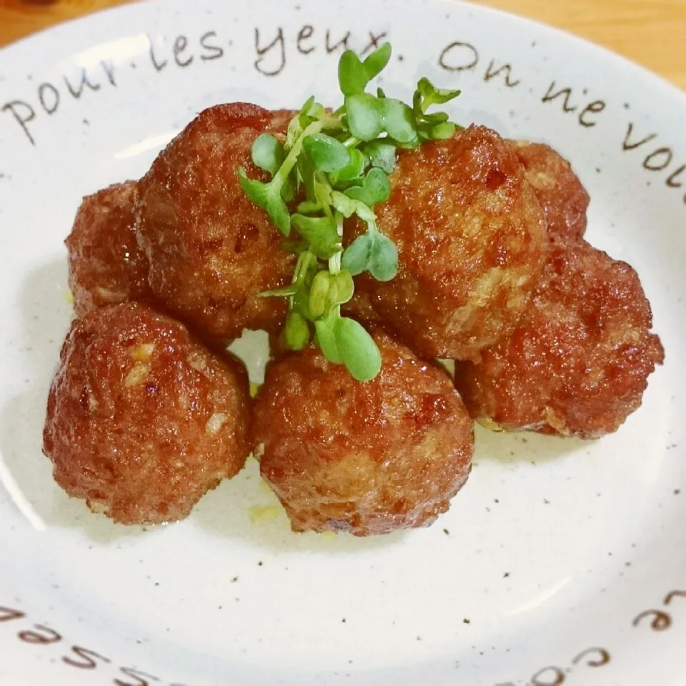 まねっこ♪チーズカレー肉団子の甘辛照り焼き～|とまと🍅さん