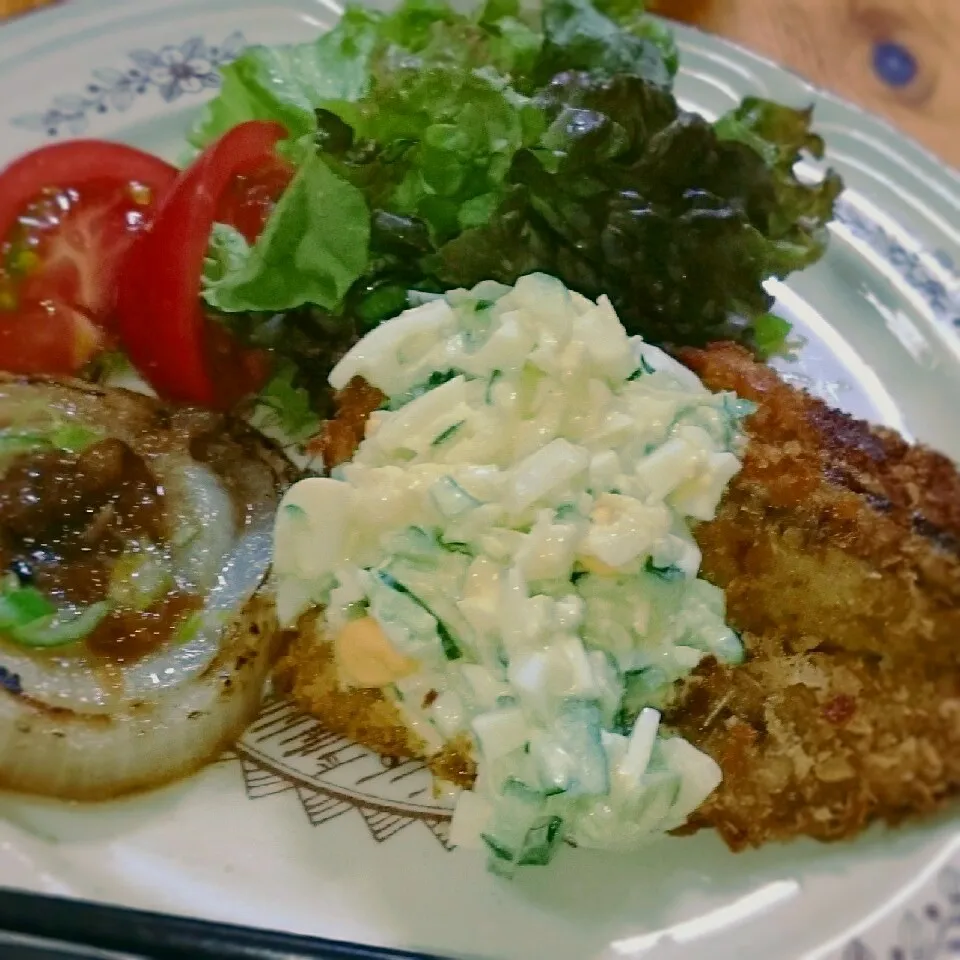 Snapdishの料理写真:いわしフライ～たっぷりタルタルソースがけ(*´ω｀*)|とまと🍅さん