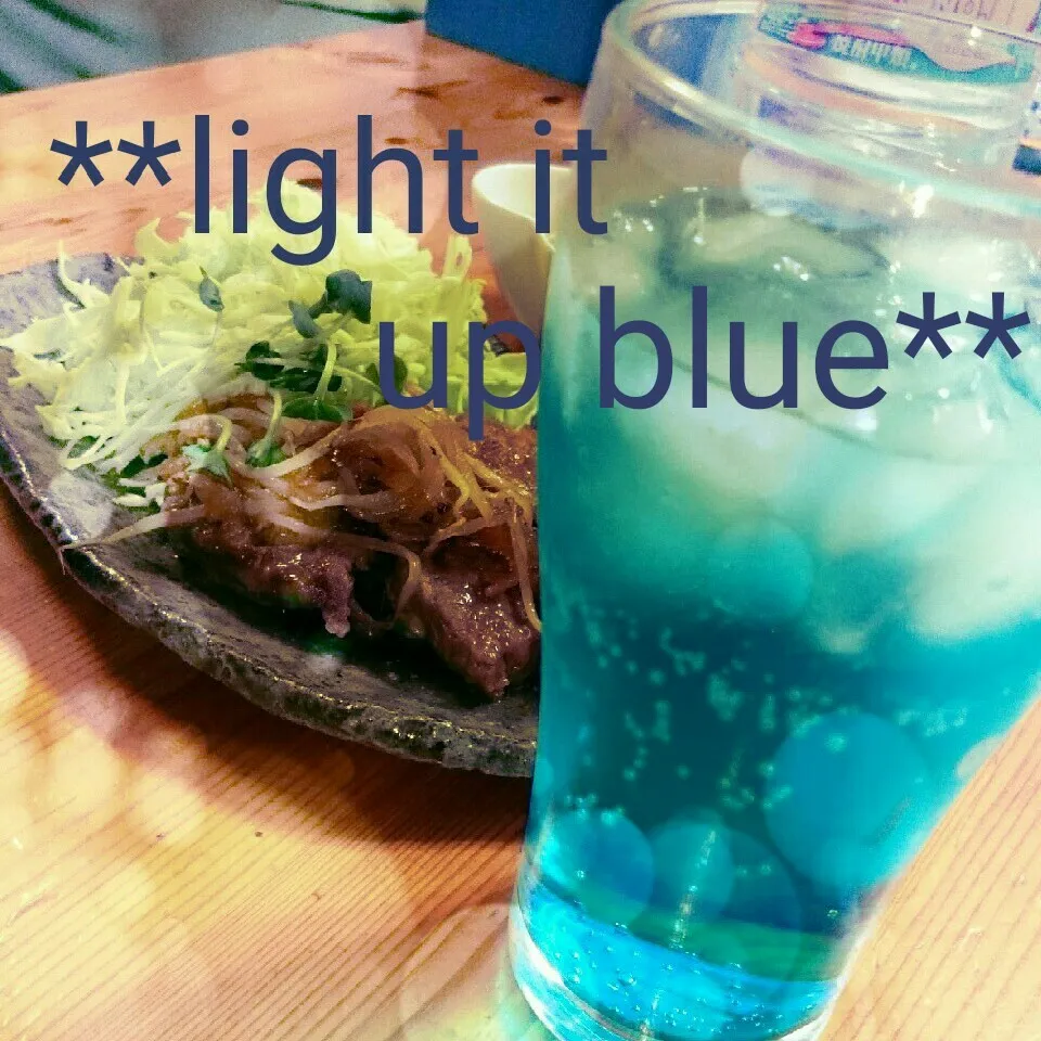 Snapdishの料理写真:【ライトブルー桜】ブルーハワイでオツカレ～✨🍻🎶|とまと🍅さん