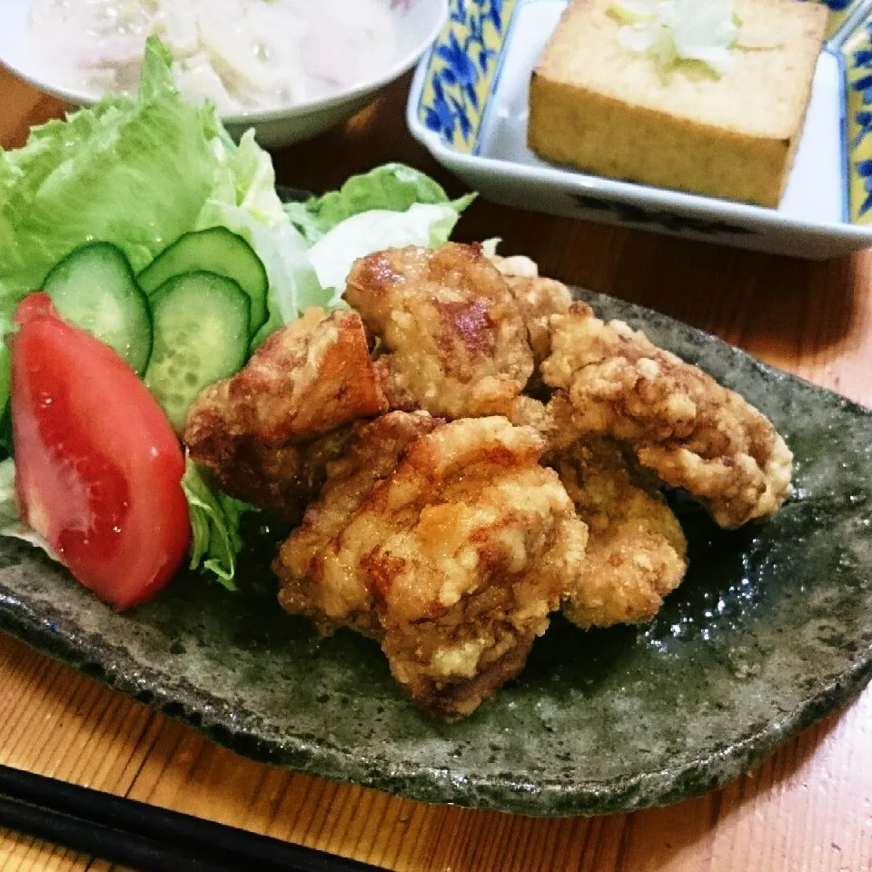 Snapdishの料理写真:まねっこ♪唐揚げ(*´ω｀*)|とまと🍅さん