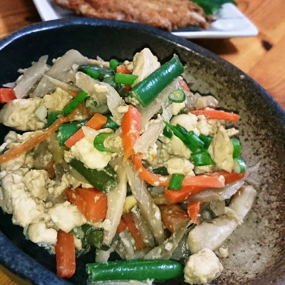 具沢山炒り豆腐～♪。|とまと🍅さん