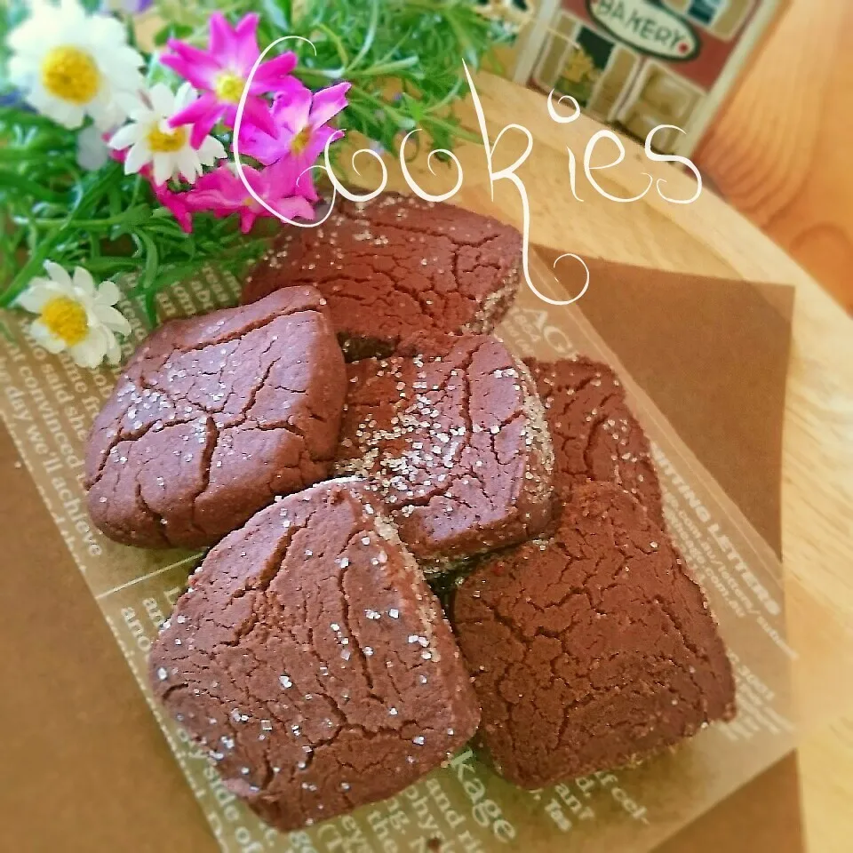 Snapdishの料理写真:さくっホロ・・×2 チョコクッキー(*´∀｀)|とまと🍅さん