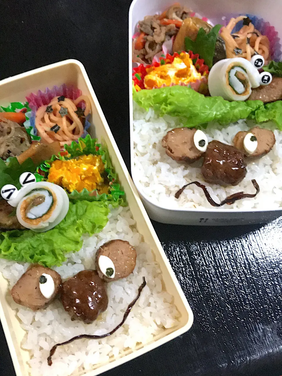 Snapdishの料理写真:お弁当〜〜🍱
旦那＆社会人2年目の次女🍱|まんぞーさん