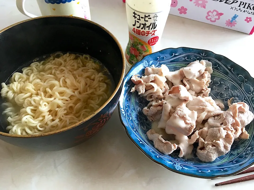 塩ラーメンと豚しゃぶ♫|あやとん♪さん