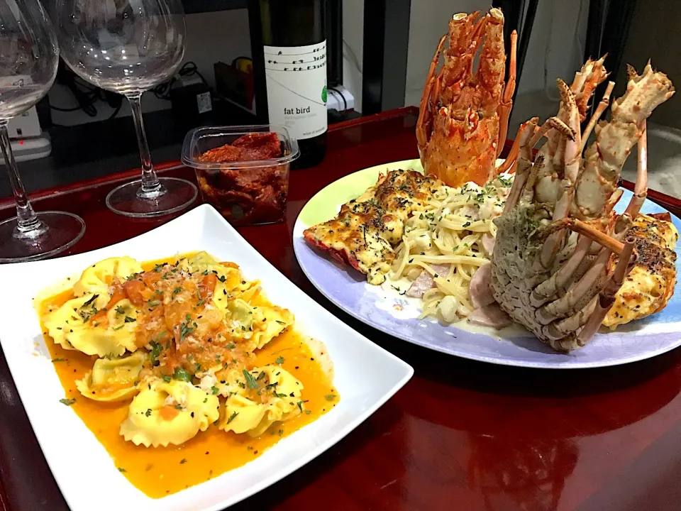 Baked Lobster linguine and Tortellini Napolitana|Gastrovel@JDさん