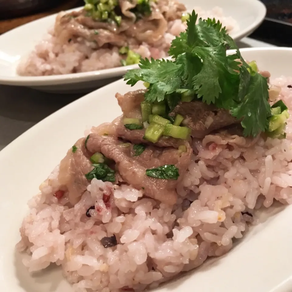 ゆで牛のピリ辛ソースごはん🌿#雑穀米|七海さん