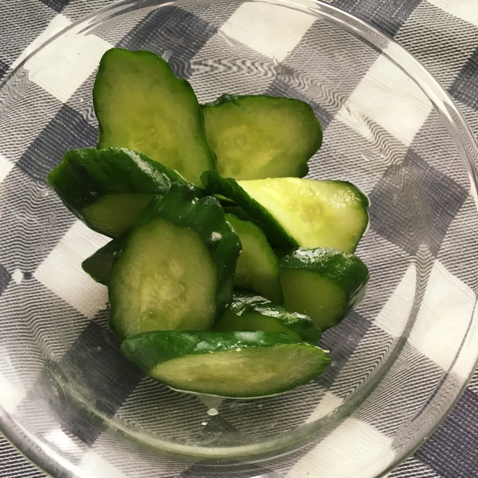 Snapdishの料理写真:ヨーグルト味噌漬け🥒|しろくまさん