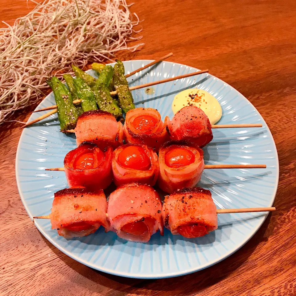 トマトのベーコン巻き串焼き|hinaponさん