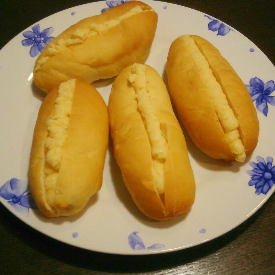 Snapdishの料理写真:カルピスクリームフランス|Rieさん