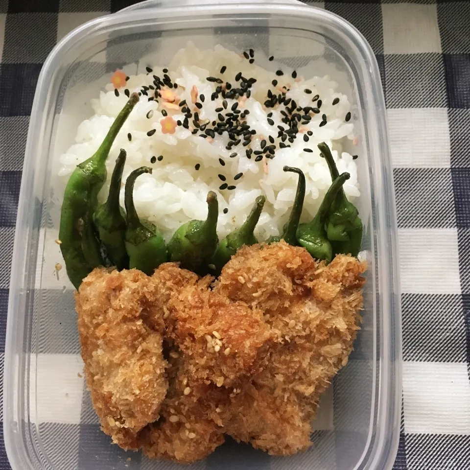 Snapdishの料理写真:意地悪弁当😆|しろくまさん