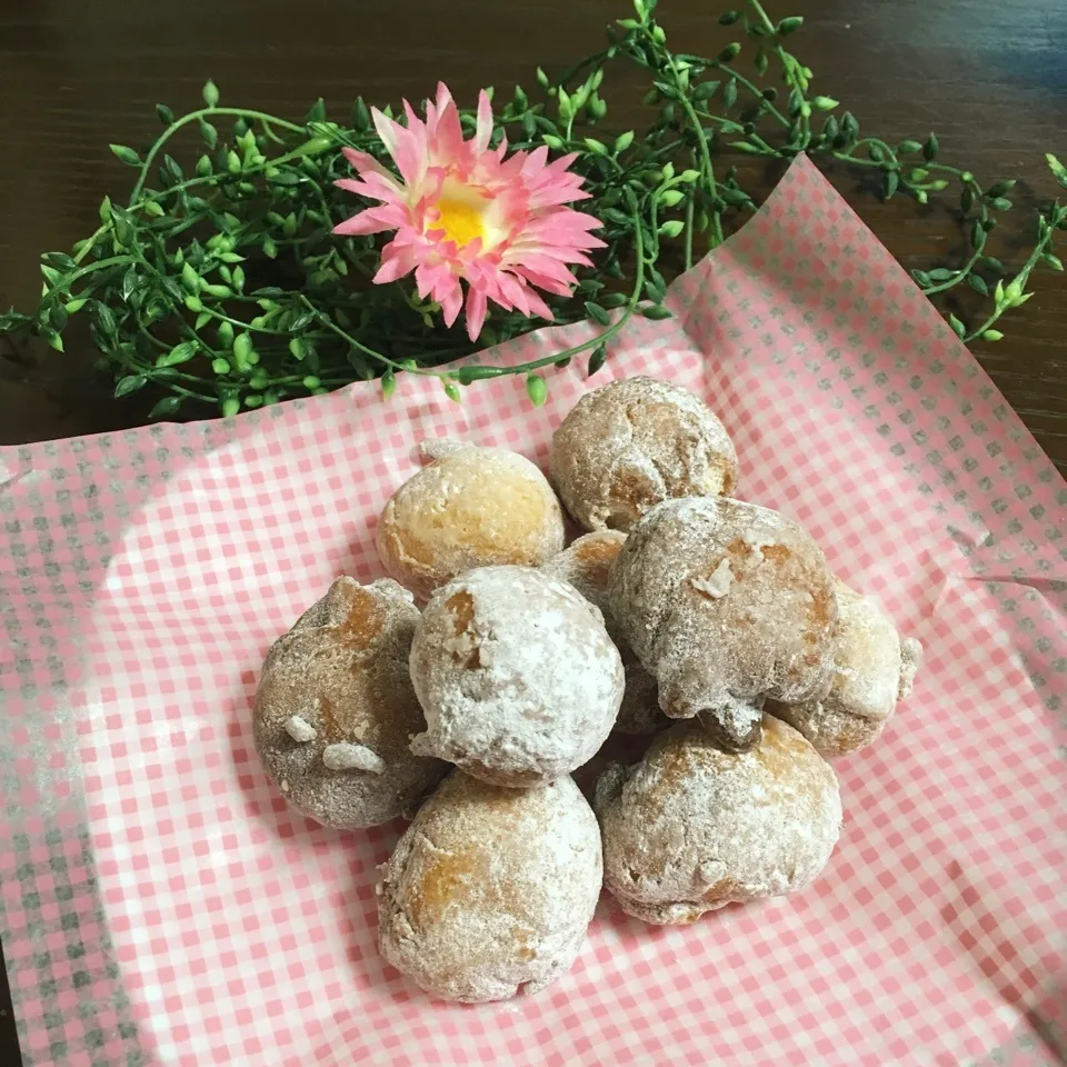 Snapdishの料理写真:昔懐かしHM使いのドーナツ🍩de容子さんハピバ🎉|TOMOさん