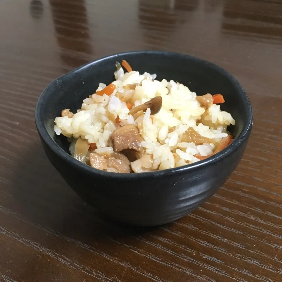 鶏ごぼう中華おこわ風混ぜご飯|TOMOさん