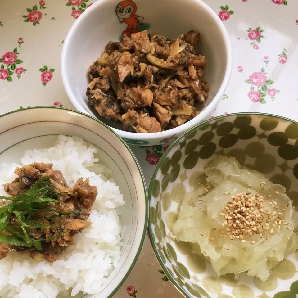 お昼御飯 鯖フレーク|しろくまさん