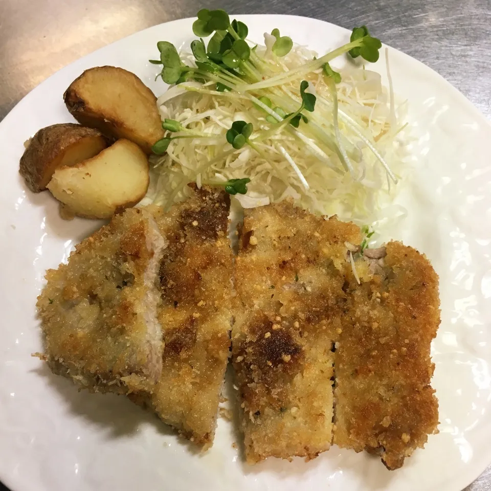 Snapdishの料理写真:ふみさんのカツレツニンニク醤油バージョン⚡️|しろくまさん