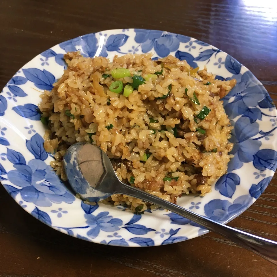 【飯研】スペアリブde炒飯&ハニーちゃんおめでとう🎊|TOMOさん